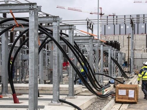 Cable & Cable Tray Installation